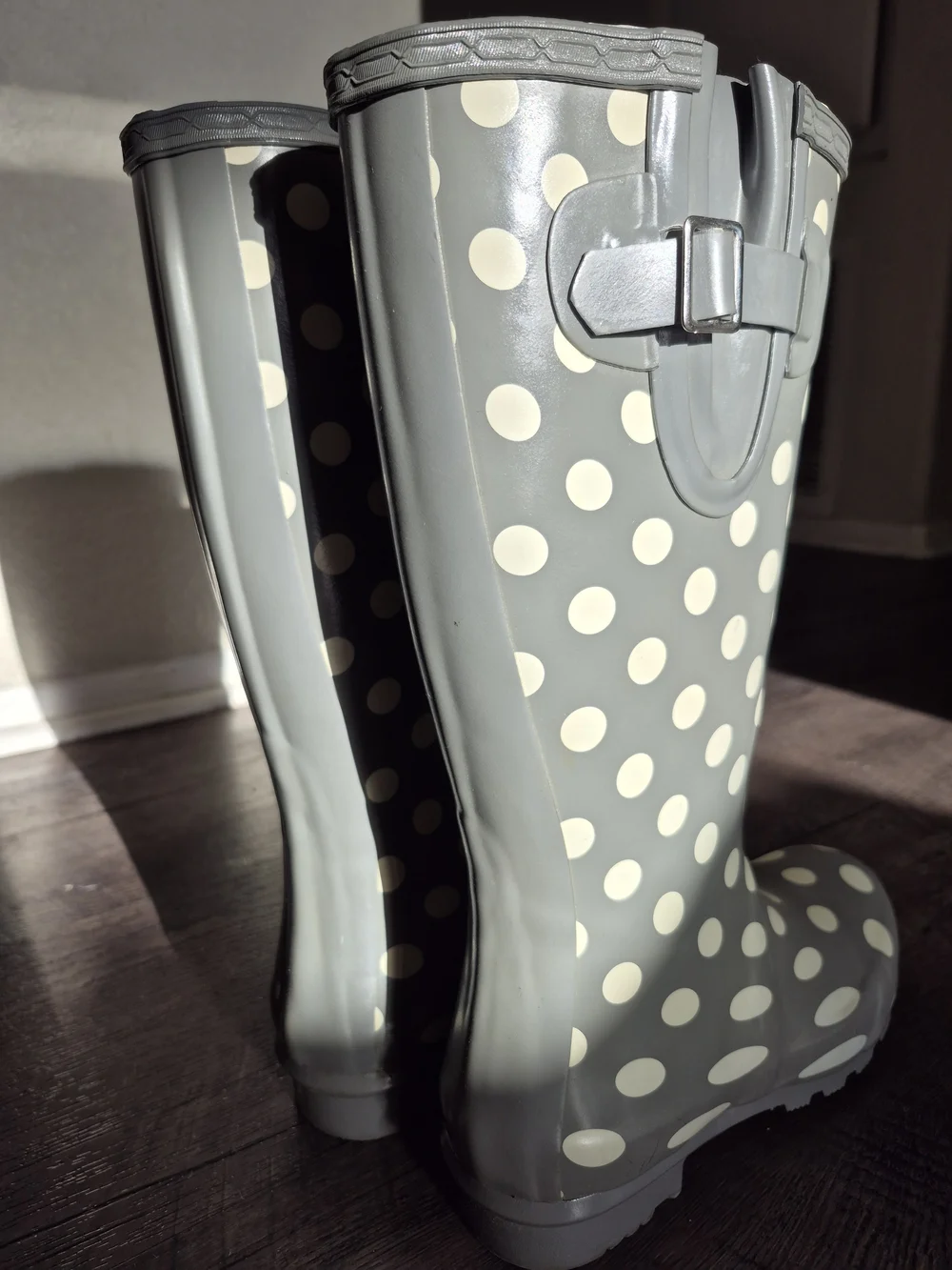 💕Gray Polka Dot Rain Boots - Cream Dots Size 7.5💕